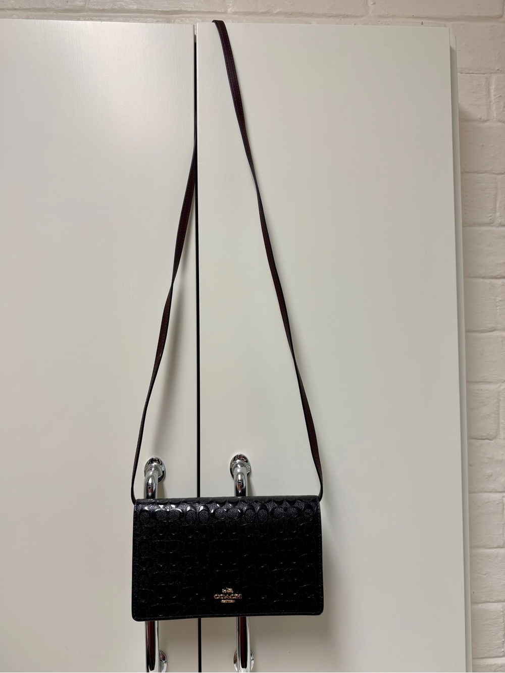 Coach Black Signature Embossed Patent Leather Crossbody Wallet Clutch - Picture 12 of 13